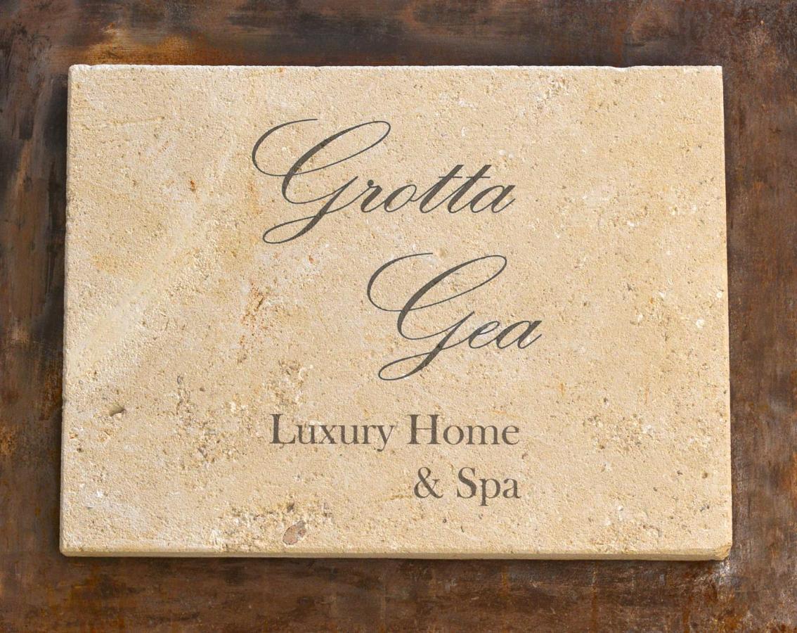 Grotta Gea Luxury Home Con Piscina & Spa Matera Exterior foto
